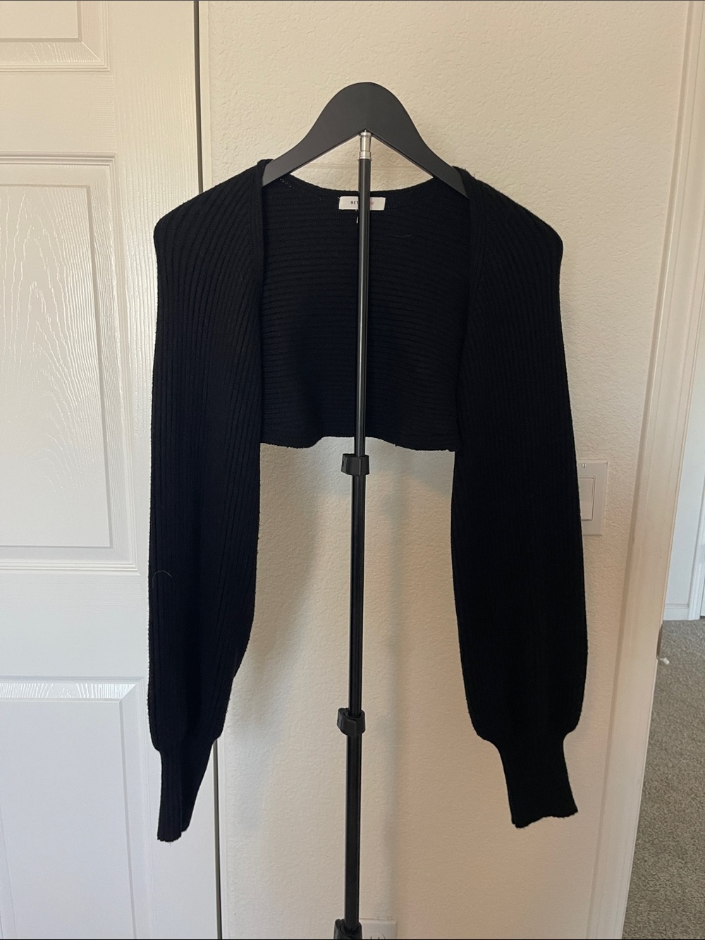 Black Cropped Open-Front Women's Bolero
